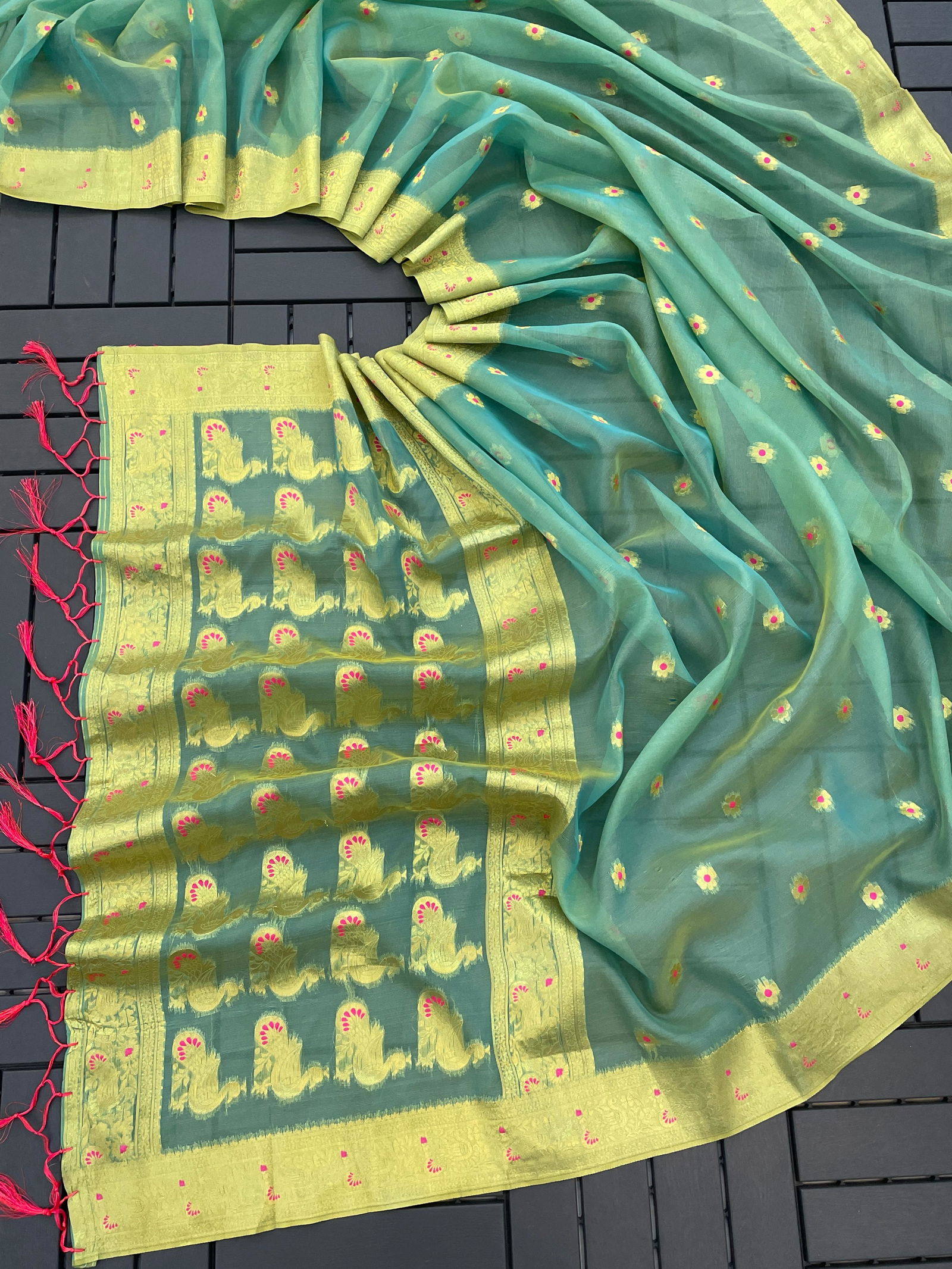 Roopkala Organza 3M Designer Organza Silk Sarees Wholesale Market In Surat